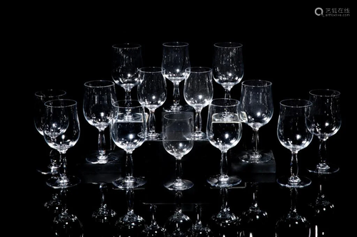 SET OF BACCARAT WINE GLASSES