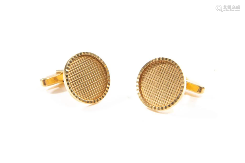 PAIR OF GOLD CUFFLINKS, 12g