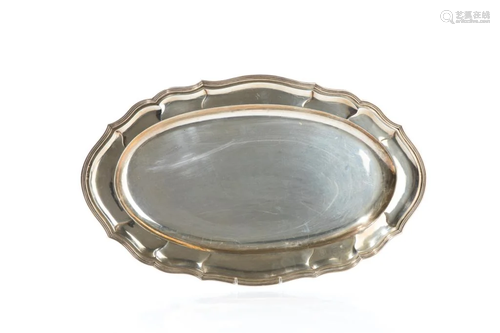 CZECHOSLOVAKIAN SILVER FISH TRAY, 1,167g