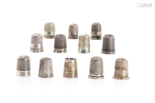 GROUP OF TWELVE SILVER THIMBLES 46g