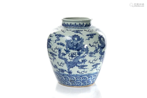 CHINESE BLUE & WHITE PORCELAIN DRAG…