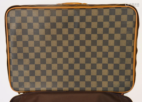 Vintage Fendi Monogram Checkered Lug…