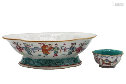 (2) Scalloped Tung Chih Porcelain Pieces