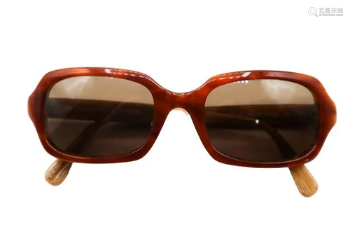 Fendi Italian Sunglasses w/ Fendi Case