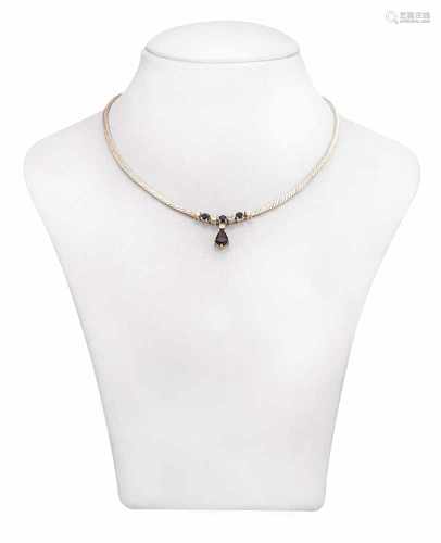 Collier mit Saphiren und Brillanten