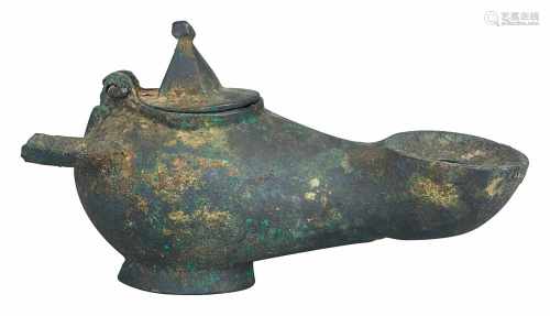 Etruskische Bronzelampe mit Scharnierdeckel