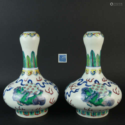 A Pair of Doucai Garlic-head-shaped Porcelain Vases