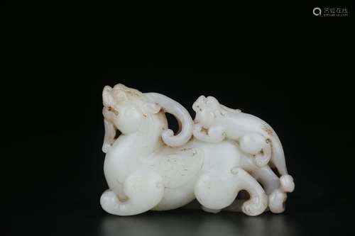 chinese old collection hetian jade carving of beast