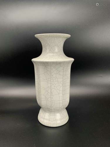 chinese ru kiln porcelain vase