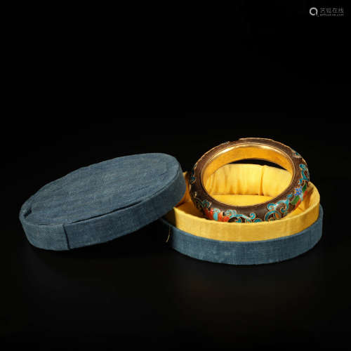 An Aloeswood Bracelet Inlaid with Enamel and Gilding Silver