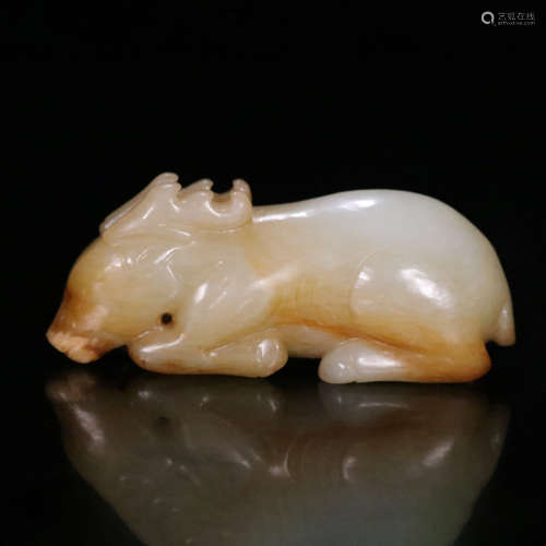 A Hetian Jade Carved Deer Ornament