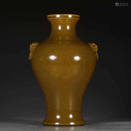 A Teadust-glazed Porcelain Vase with Beast Ears
