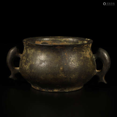 A Bronze Censer With Double Fish-shaped Ears