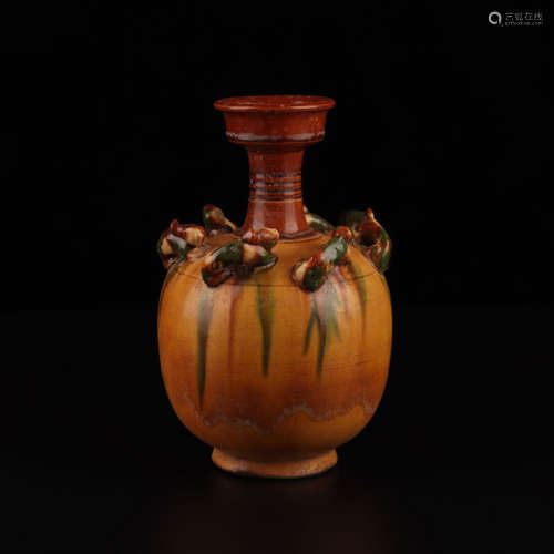 A Tri-colored Porcelain Vase