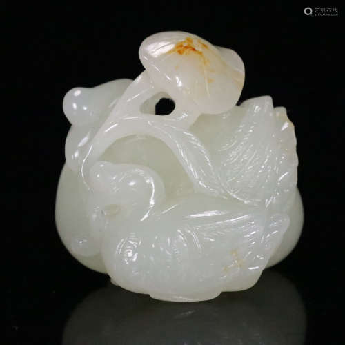 A Hetian Jade Carved Double Geese Ornament
