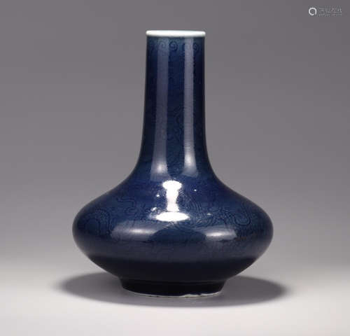 CHENGHUA MARK, CHINESE BLUE GLAZED VASE