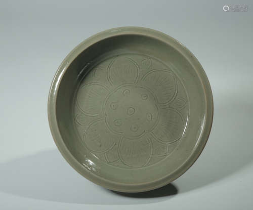 CHINESE LONGQUAN KILN PLATE