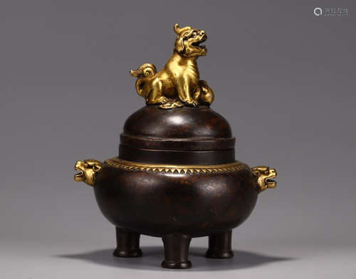 QIANLONG MARK, CHINESE GILT BRONZE TRIPOD CENSER