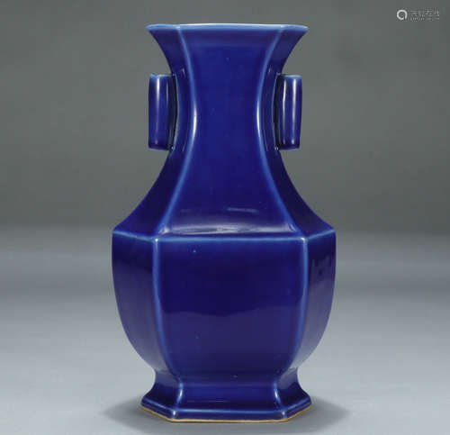 QIANLONG MARK, CHINESE BLUE GLAZED VASE