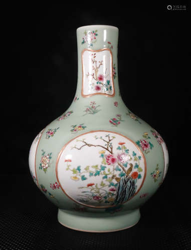 QIANLONG MARK, CHINESE FAMILLE ROSE VASE