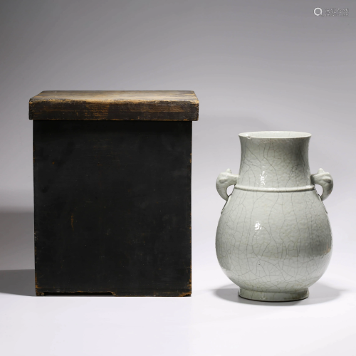 AN IMITATION OF OFFICIAL KILN VASE WITH…