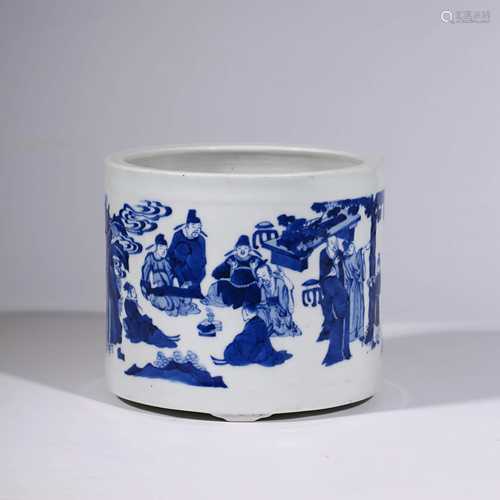 A BLUE & WHITE FIGURES BRUSH POT