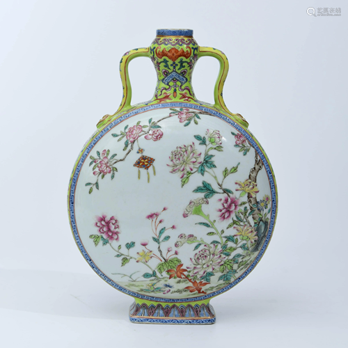 A PORCELAIN MOON VASE WITH QIAN…