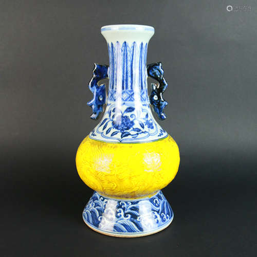 A Floral Carved Blue and White Yellow  Porcelain Double Ears Vase