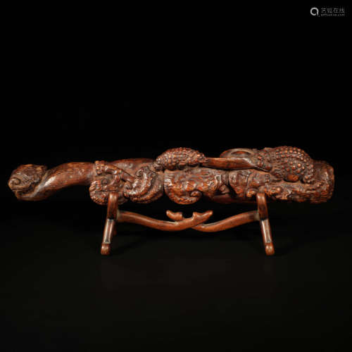 A Toad Pattern Eaglewood Carved Ruyi Ornament