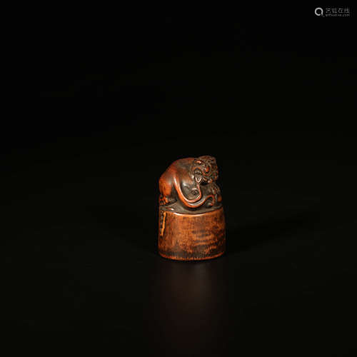 A Bamboo Carved Beast Handle Seal