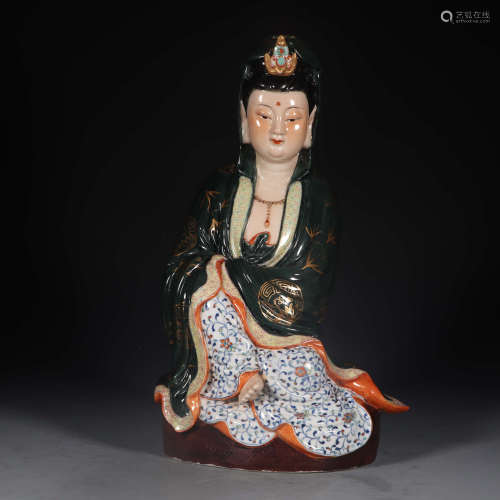 A Famille Rose Gilt Twining Lotus Porcelain Guanyin Statue
