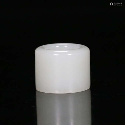 A Hetian Jade Fingerstall