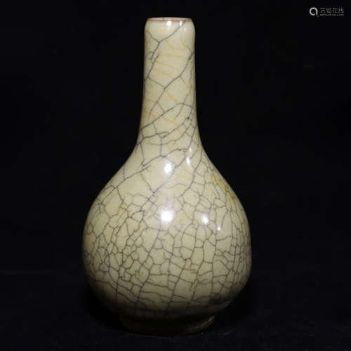 A Ge Kiln Porcelain Vase