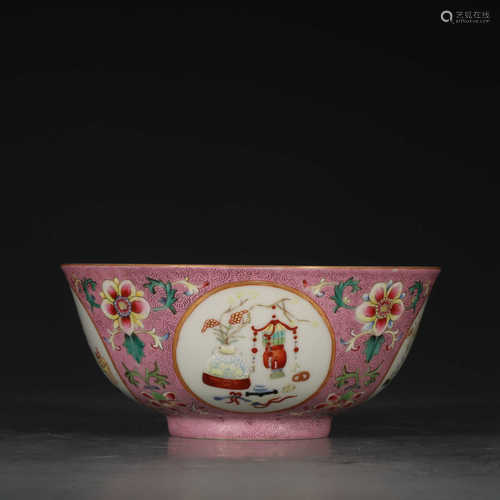 A Famille Rose Knurling Floral Porcelain Bowl