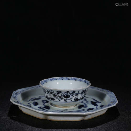 A Set of Blue and White Phoenix Pattern Porcelain Cup and Tray