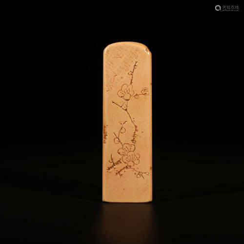 A Plum Blossom Pattern Carved Shoushan Stone Seal