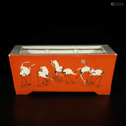 A Coral Red Ground Gild Red-crowned Crane Painted Porcelain Narcissus Pot