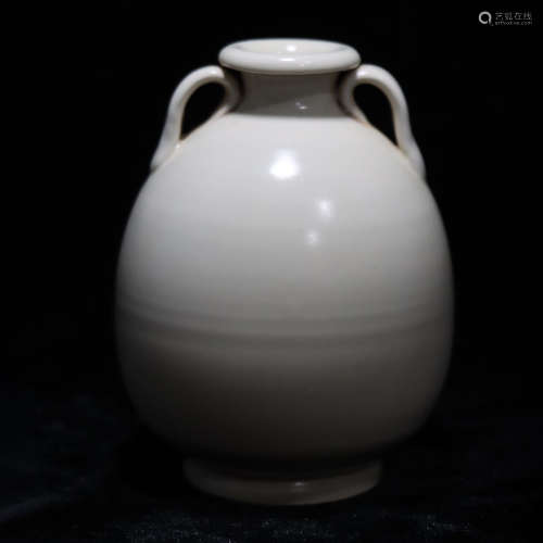 A Ding Kiln Porcelain Double-line Vase