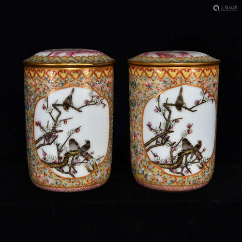 A Pair of Enamel Flower and bird Pattern Porcelain Tea-caddy