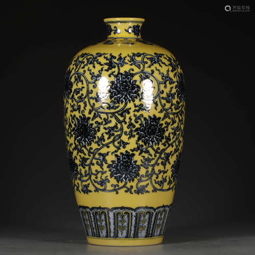 A Lemon Yellow Ground Blue and White Floral Porcelain Vase