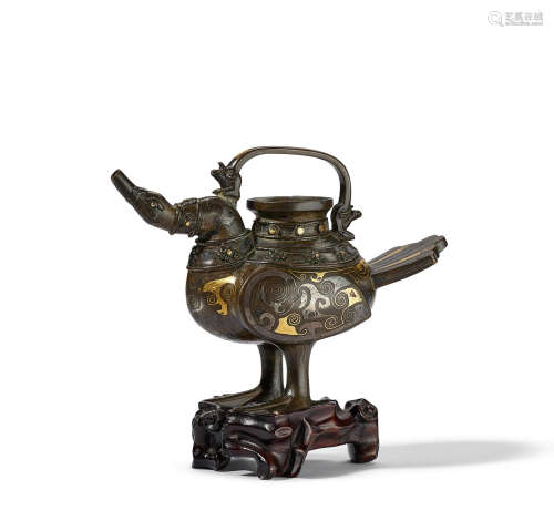 A rare archaistic gold-and-silver-inlaid bronze duck-shaped vessel Song/Ming Dynasty