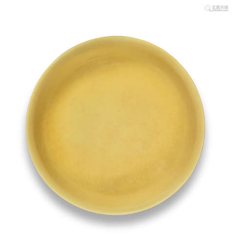 A very rare yellow-glazed anhua 'dragon' saucer-dish Late Tianshun/early Chenghua