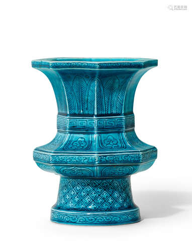 A small turquoise-glazed octagonal vase Si Gan Cao Tang four-character mark, 18th century