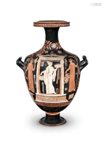 An Apulian red-figure hydria