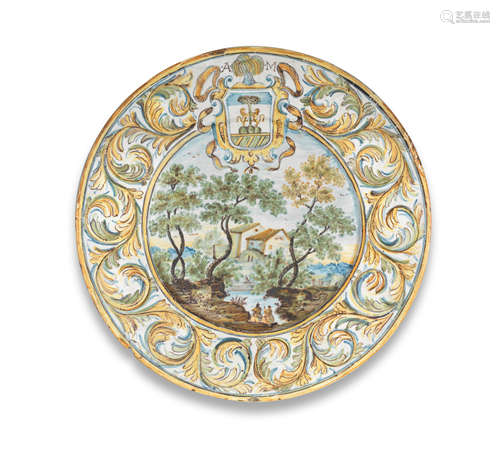 A Castelli maiolica armorial small dish, first half 18th century