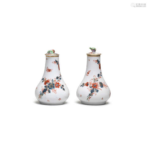 A pair of Cozzi bottles and covers, circa 1770