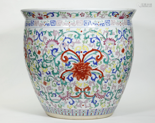 Chinese Fencai Enamel Porcelain Fish Bowl