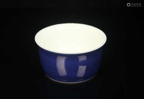 十八世纪 蓝釉广口杯