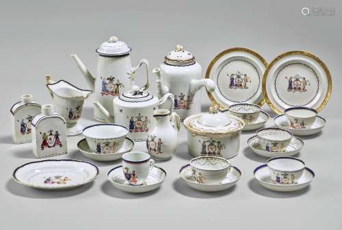 A CHINESE EXPORT ASSEMBLED “ARMS OF NEW YORK” PART TEA SERVICE, QING DYNASTY, QIANLONG PERIOD, CIRCA 1795