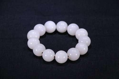 A Chinese Hetian Jade Bracelet